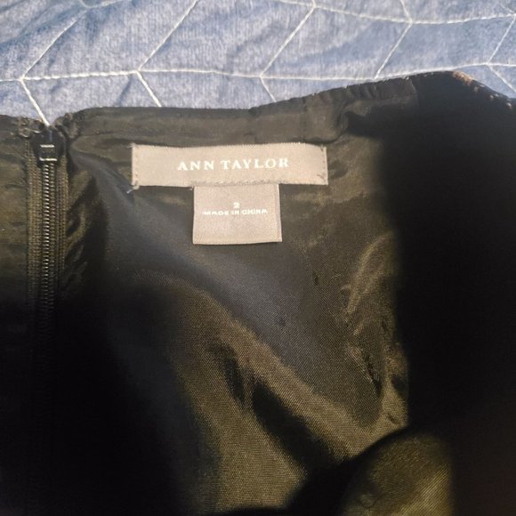 Ann Taylor Sz 2 Wool & Silk Brocade Black Gold Floral Pleated Pencil Skirt - Picture 8 of 9